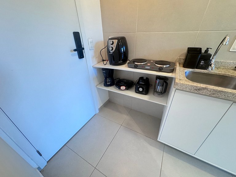 Solare Sunny Hall | Modern Loft By Flat na Praia